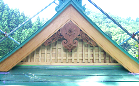 栃本神社（屋根修復・保全）